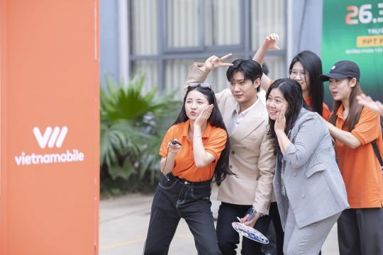 VIETNAMOBILE ĐỒNG HÀNH JOB FAIR 2026 – MANG GIẢI PHÁP KẾT NỐI ĐẾN SINH VIÊN